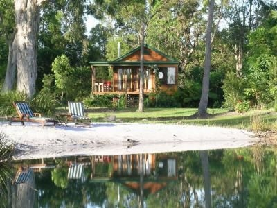 Lake Weyba Cottages1