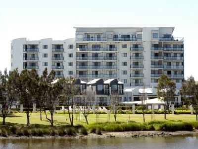 Assured Ascot Quays Apartment Hotel0