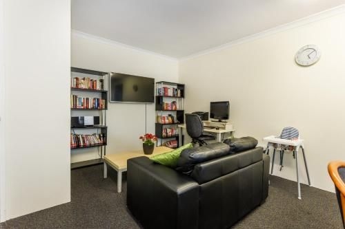 Perth Ascot Central Apartment Hotel1