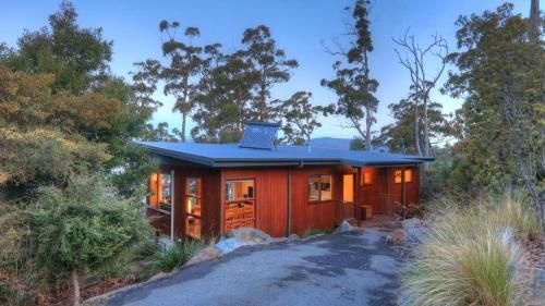 Stewarts Bay Lodge2