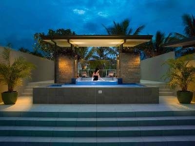 Coconut Grove Apartments Port Douglas2