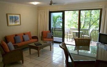 Latitude 16 Tropical Reef Holiday Aprts4