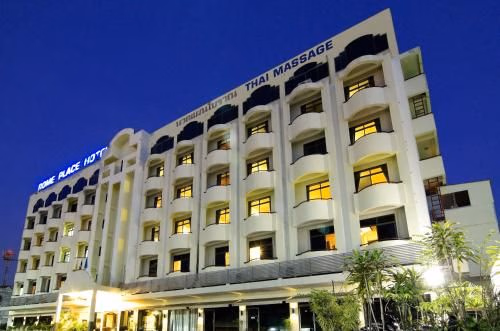 โรงแรมโรมเพลส (Rome Place Hotel)0