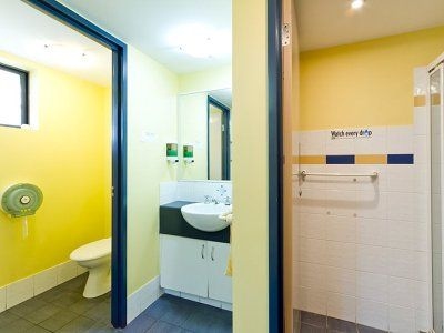 Arrival Accommodation Centre4