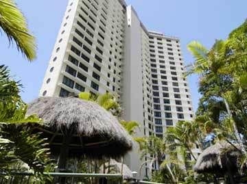 เบรคฟรี อคาพูลโก เซอร์เฟอร์ พาราไดซ์ (BreakFree Acapulco Surfers Paradise)1