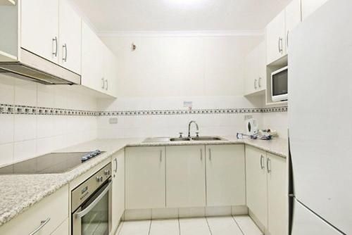 เซิร์ฟเฟอร์ส อินเตอร์เนชั่นแนล อพาร์ตเมนต์ส รีสอร์ท (Surfers International Apartments Resort)2