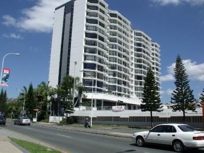 Surfers Plaza Resort0