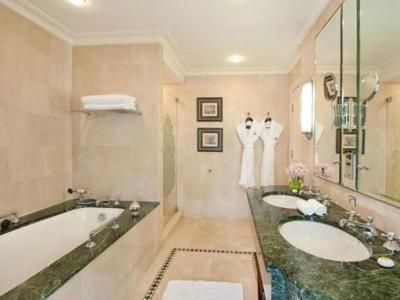 Langham (Grand City View - So)4
