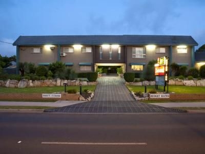Leichhardt Motor Inn1