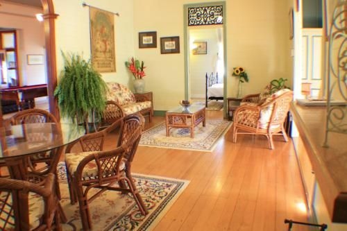 Classique Bed & Breakfast (Classique Bed And Breakfast)2