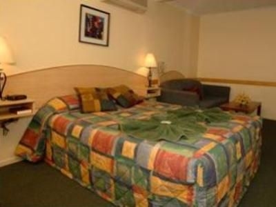 Golden Harvest Motel1