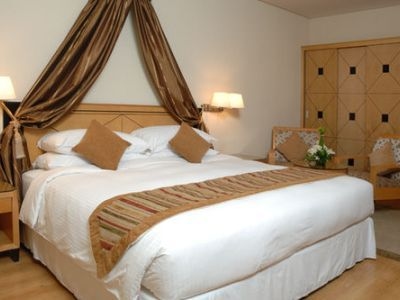 Crowne Plaza Manama3
