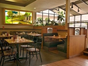 Best Western Bakerview Inn4