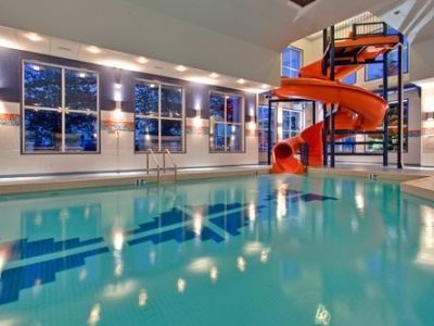 Holiday Inn Express Calgary South4