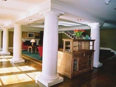 Kensington Riverside Inn4