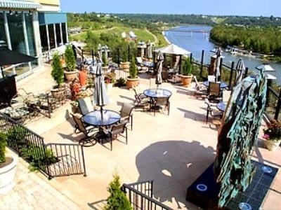 Courtyard Edmonton Downtown4