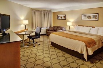 Comfort Inn Fredericton2