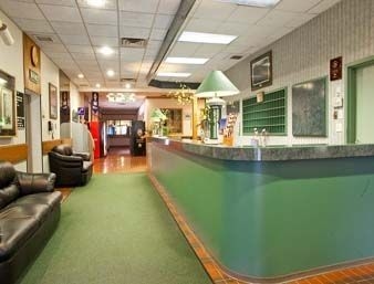 Howard Johnson Hinton0