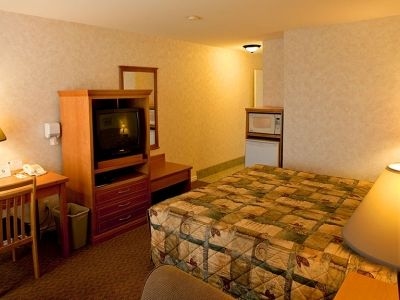 Comfort Inn And Suites2