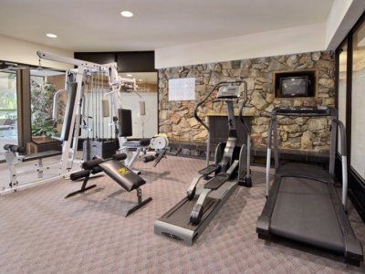 Ramada Lodge Kelowna1