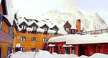 Moraine Lake Lodge2