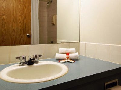 Super 8 Edmonton International Airport2