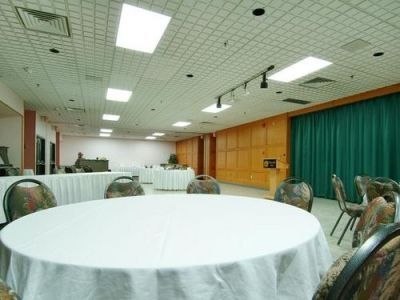 Best Western Wayside Inn And Suites2