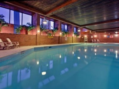 Holiday Inn Express And Suites Markham3
