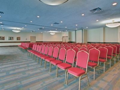 Holiday Inn Express And Suites Markham1