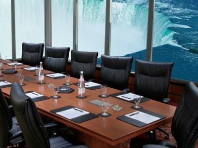 Marriott Niagara Falls Fallsview And Spa1