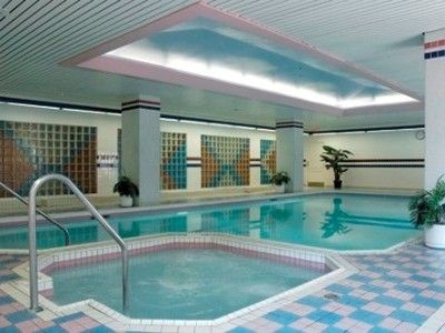 Cartier Place Suite2