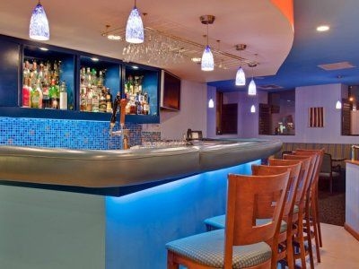 Indigo Ottawa Downtown City Centre4