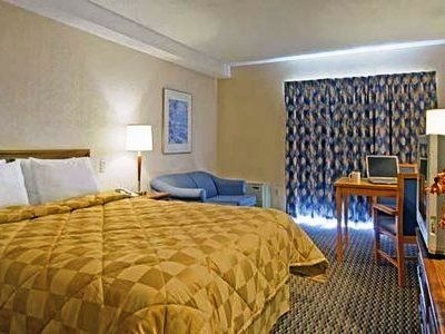 Comfort Inn Pickering4