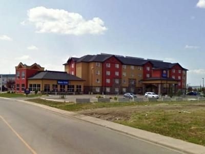 Comfort Inn And Suites Red Deer1