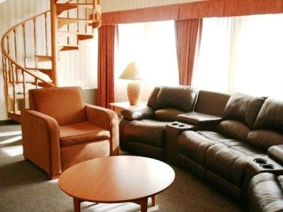 Ramada Hotel And Convention Centre4