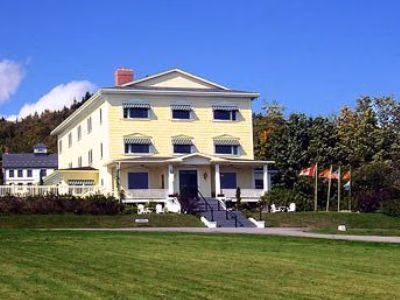 Rossmount Inn0