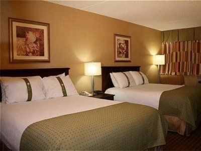 Holiday Inn Saint John's Govt Center4