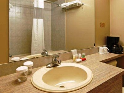 Ramada St Thomas1