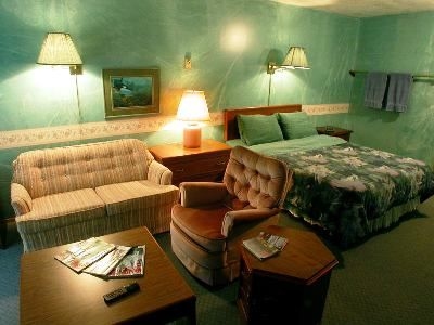 Clayoquot Orca Resort Lodge2