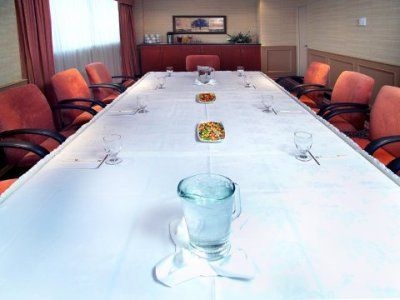 Best Western Plus Roehampton And Suites3
