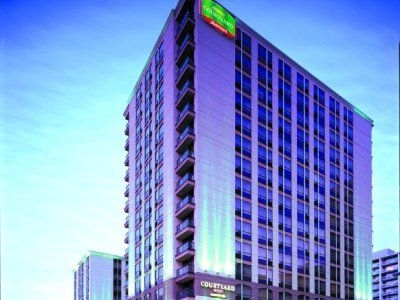 Courtyard By Marriott Downtown (N15917)0