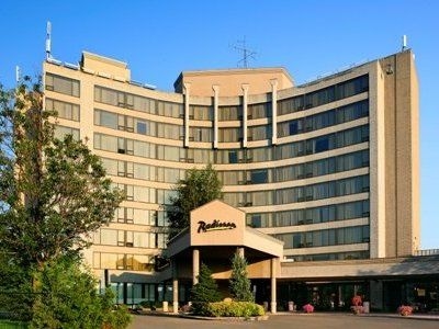 Radisson Toronto East1