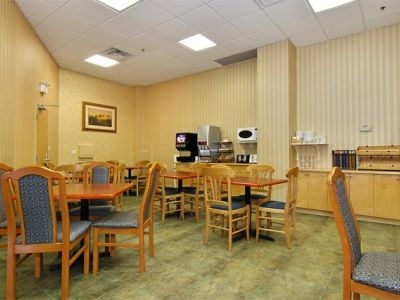 Best Western Vancouver Uptown4
