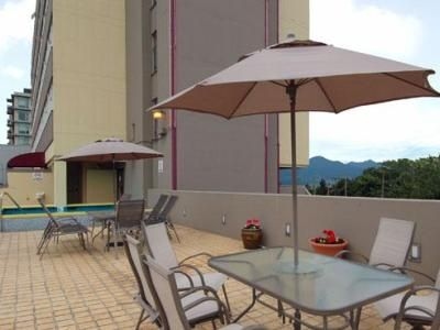 Howard Johnson Plaza3