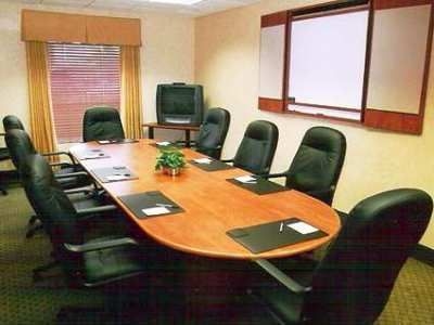 Hampton Inn And Suites By Hilton Windsor2