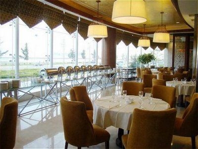 Crowne Plaza4