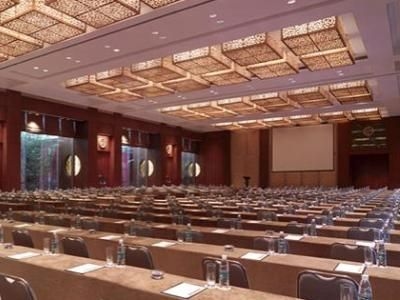 Hyatt Regency4