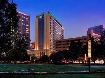 Courtyard By Marriott Wulin0