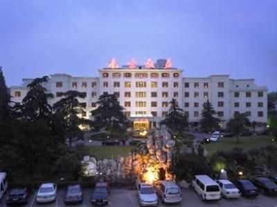 Jin Jiang Nanjing (Zijin Building)0