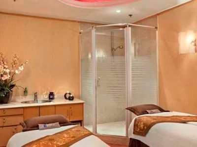 Hilton2